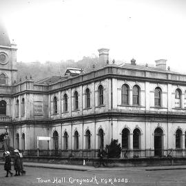 TOWN HALL GREYMOUTH - Built 1905, Burnt down 1947.
