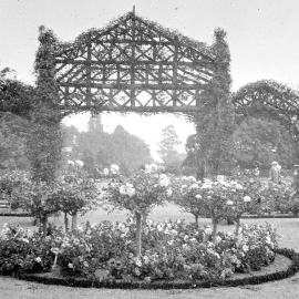 Public gardens at Hokitika.1913.