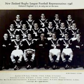 Bill Mountford and the NZ Rugby League team, 1946