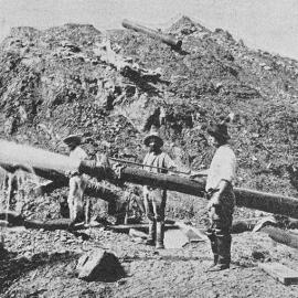  Stavill and party sluicing, Kanieri Road.1895.