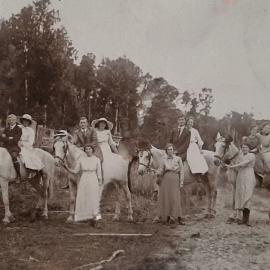 People on horseback, Hokitika
