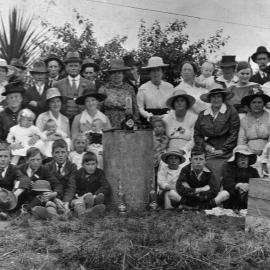 Taylorville Bottle Factory Picnic *PHOTO ALBUM*