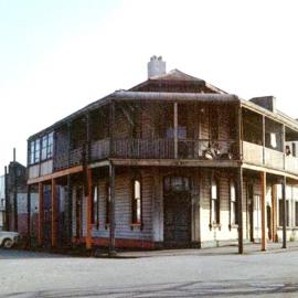 IMPERIAL HOTEL. Corner of Boundary Street and Richmond Quay.