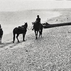 Where the ocean beach is used as a highway in the far south of Westland province, 1932.