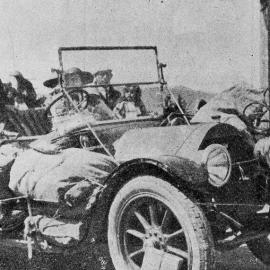 ONE OF NEWMAN BROS CADILLAC CARS  AT MURCHISON EN ROUTE TO WESTPORT.1920.