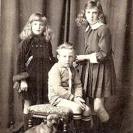 Greta Frances Magee 1912-1988 with her brother Ronald Stanley Magee 1914-1940, and their cousin Violet May Collis.Reefton.