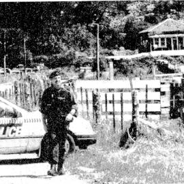 Police at Coal Creek gang house, Greymouth, 1993