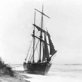 HEROINE ,  ARRIVED at GREYMOUTH. (For timber shipment to Melbourne).1894. 