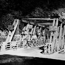 ALBUM - COBDEN BRIDGE. 1886--1975 - Passing a bus was a challenge