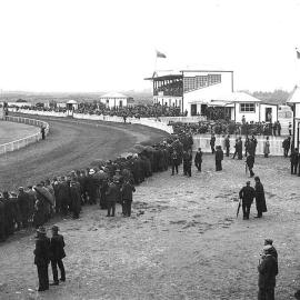  Westland Racing Club's midsummer meeting, held at Hokitika on January 5.1914.
