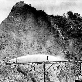 Hydraulic gold mining, Ross.ca.1882.