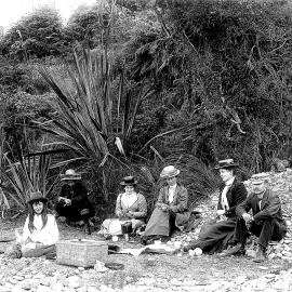 Six people on a picnic, West Coast.