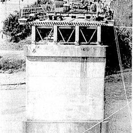 Repairs to the Waitangi-taona River bridge, near Whataroa, 1982