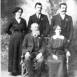 The Scettrini Family of Kumara | 1 vote