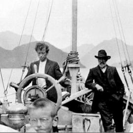 Crewmen of the Wakaiti.ca.early 1900`s.  - 2 PHOTOS -